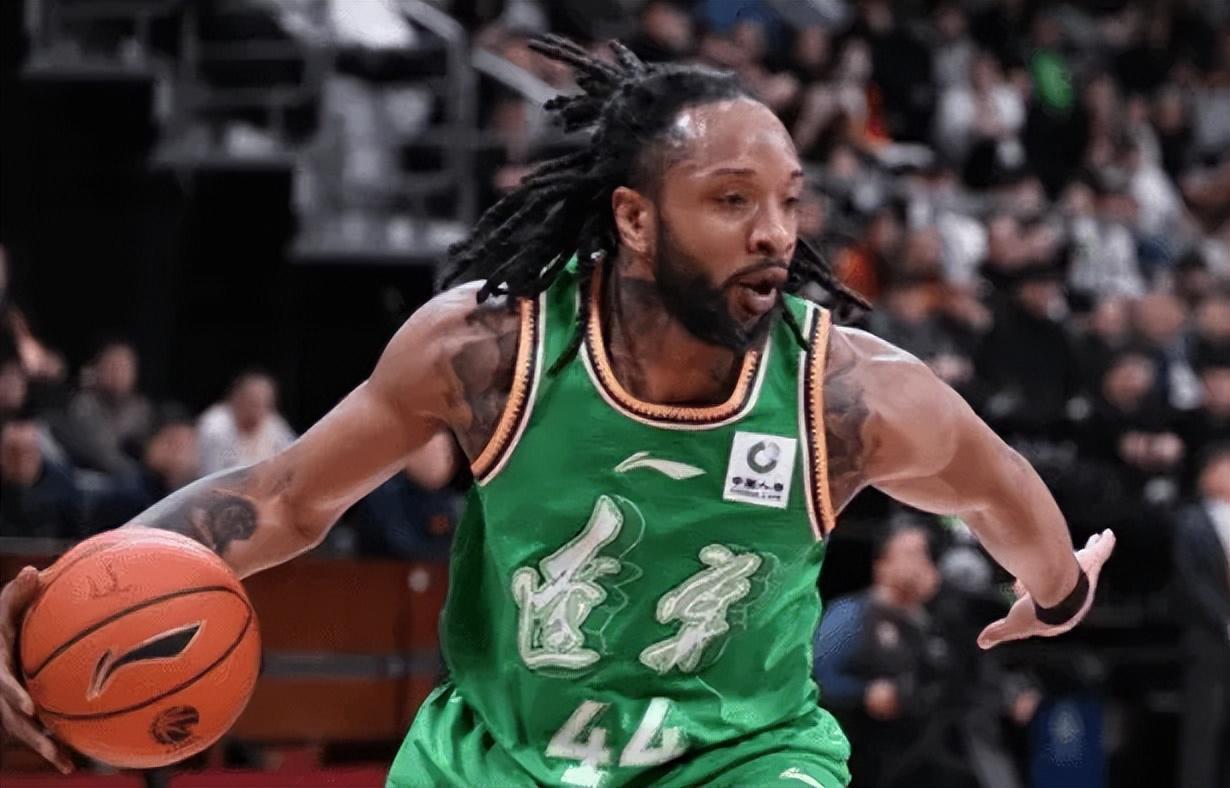 壹号娱乐-辽宁70-86青岛 球员评价:威尔斯满分,2人及格,8人低迷